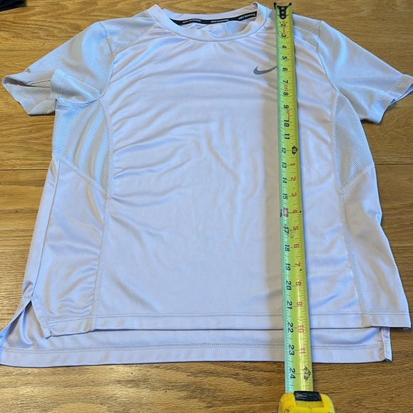 Nike Girls Black Leggings with Pink and Blue Tops - Picture 9 of 14